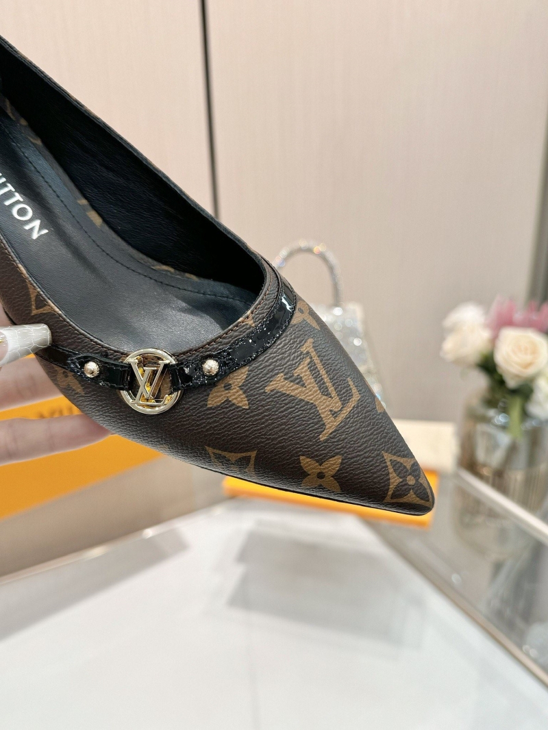 l0vis Vvtt0n heeled shoes